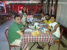 Mahper Hotel