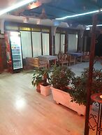 Mahper Hotel