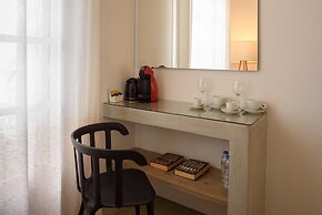 Cova Mykonos Suites