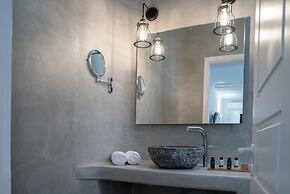 Cova Mykonos Suites