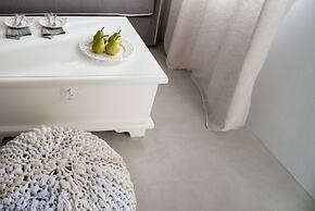 Cova Mykonos Suites