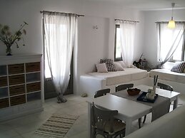 Aeraki Villas