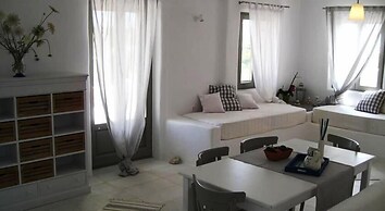 Aeraki Villas