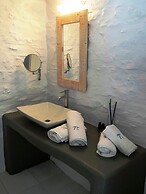 Aeraki Villas