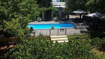 Celtis Country Lodge and Restaurant
