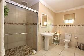 Celtis Country Lodge and Restaurant
