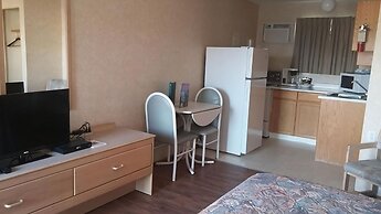 Shoreline Resort