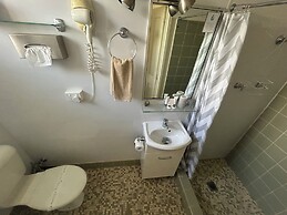 Warren Motor Inn