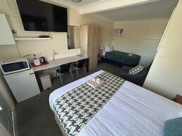 Warren Motor Inn