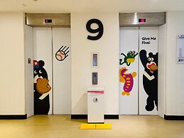 Heybear Capsule Hotel