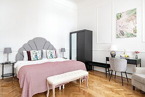 House Beletage-Boutique Hotel