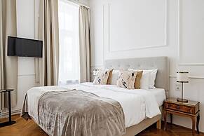House Beletage-Boutique Hotel