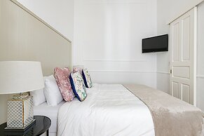 House Beletage-Boutique Hotel