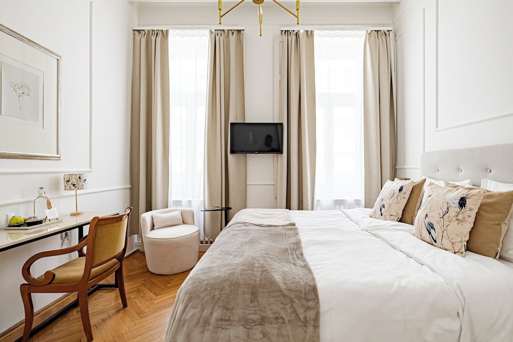 House Beletage-Boutique Hotel