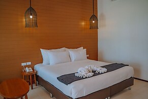 Chaolao Tosang Beach Hotel