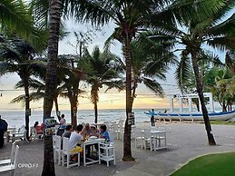 Chaolao Tosang Beach Hotel
