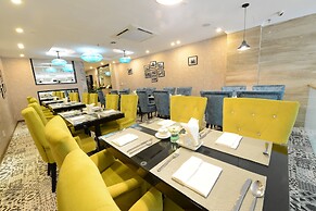 Hanoi Emerald Waters Hotel & Spa