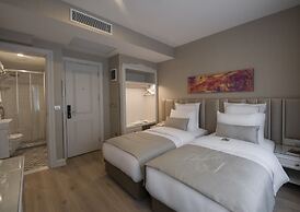 Le Petit Palace Hotel