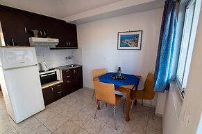 Faros Apartments