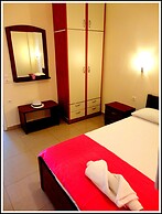Faros Apartments