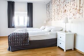 WH Apartments