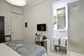 Chiara Lodge