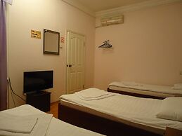 Art Hostel