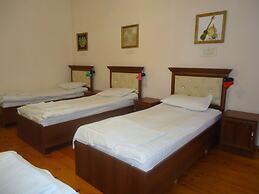 Art Hostel