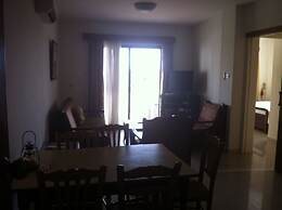 Zakos Court Apartments
