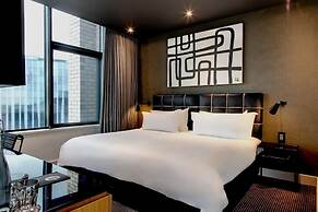 Century City Hotel Urban Square