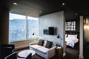 Century City Hotel Urban Square