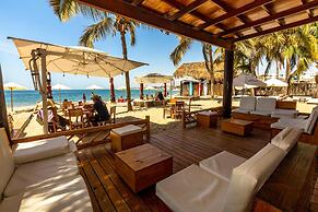 Hotel Del Wawa Beach Front