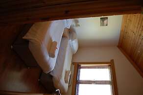 Watermeadow Lakes & Lodges