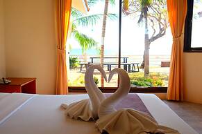 New Travel Beach Resort