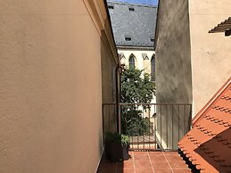 Old Prague House