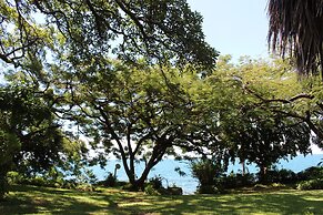 Nkhudzi Beach Lodge