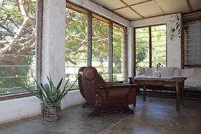 Nkhudzi Beach Lodge