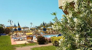 Eurobeach Residence