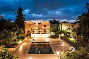 Douliana Villas