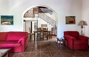 Douliana Villas