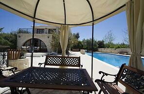 Constantinos Villa