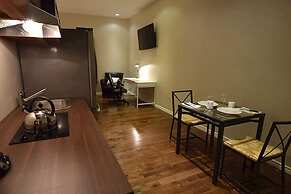 The Lion Inn & Suites