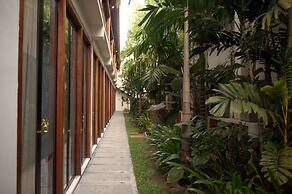 Muntri Grove