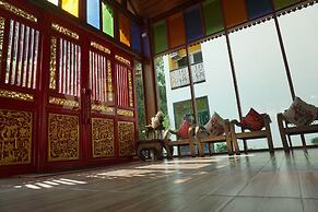 Monmuang Hotel and Residence