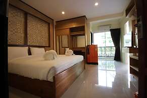 Monmuang Hotel and Residence