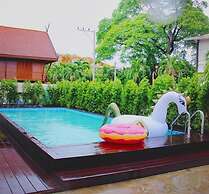 Monmuang Hotel and Residence