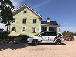 Tattingstone Inn