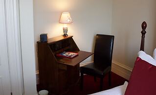 Tattingstone Inn