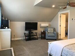 Tattingstone Inn