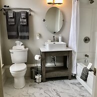 Tattingstone Inn